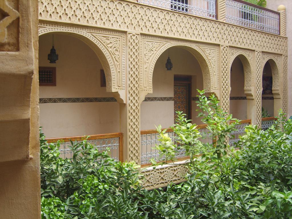 Riad Les Chrifis Navette Aeroport 24 Sur 24 Fès Dış mekan fotoğraf